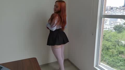 Elizabeth online show from April 28, 4:34 pm