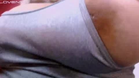 Snapshot of vanne_amet chatting on February 9, 2:17 am free follow me online show from February 9, 2:17 am