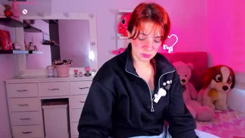 Snapshot of vannessa_shy chatting on May 12, 8:06 pm Vanesa online show from May 12, 8:06 pm