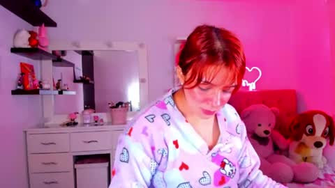 Snapshot of vannessa_shy chatting on June 12, 2:49 pm Vanesa online show from June 12, 2:49 pm