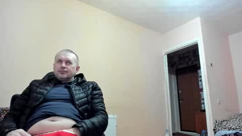Snapshot of vano_822 chatting on November 19, 7:03 pm vano_822 online show from November 19, 7:03 pm