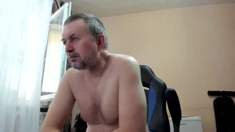 vano_822 online show from May 21, 7:15 am