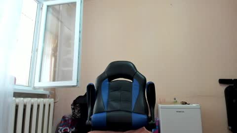 vano_822 online show from May 28, 7:05 am