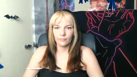Vanessa online show from June 21, 6:38 am