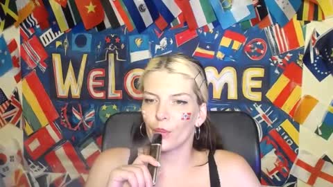 Vanessa online show from July 11, 6:43 pm
