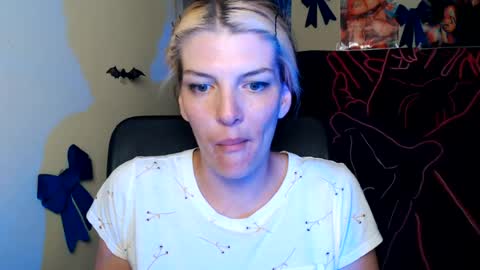 Vanessa online show from July 12, 6:48 am
