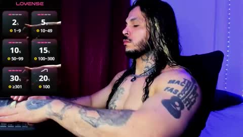 vanvelckan_ online show from October 4, 6:22 am