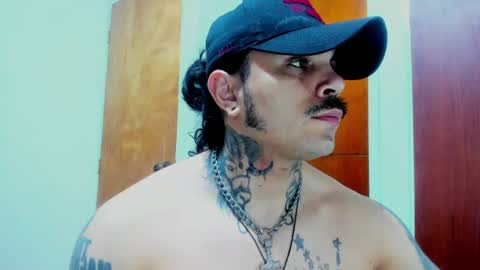Snapshot of vanvelckan_ chatting on June 24, 5:06 am vanvelckan_ online show from June 24, 5:06 am