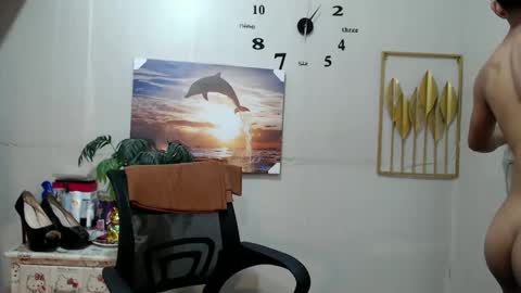 Snapshot of vanxxx2005 chatting on January 18, 11:00 pm vanxxx2005 online show from January 18, 11:00 pm