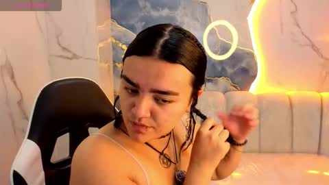 Live 800am 200pm COLOMBIAN HOUR online show from November 11, 1:11 pm