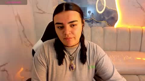 Live 800am 200pm COLOMBIAN HOUR online show from November 24, 1:00 pm