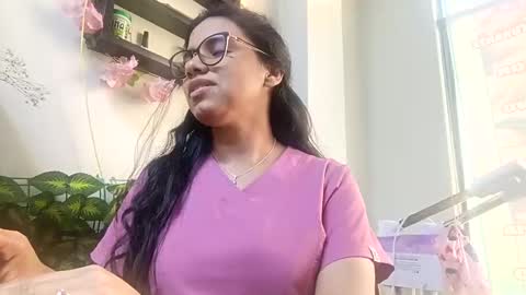 Snapshot of vanyxxxx chatting on November 19, 9:48 pm vanyxxxx online show from November 19, 9:48 pm