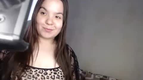 Snapshot of var_kiss chatting on October 27, 5:44 am Var Kiss online show from October 27, 5:44 am