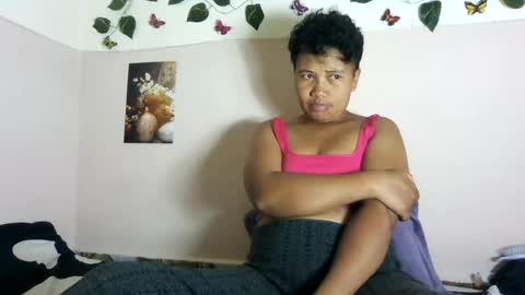 Vayannah online show from June 18, 5:08 am