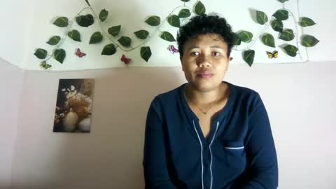 Vayannah online show from June 29, 1:11 pm