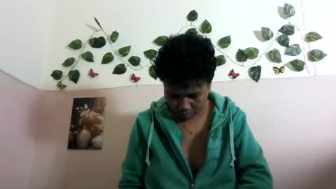 Vayannah online show from July 2, 3:34 am