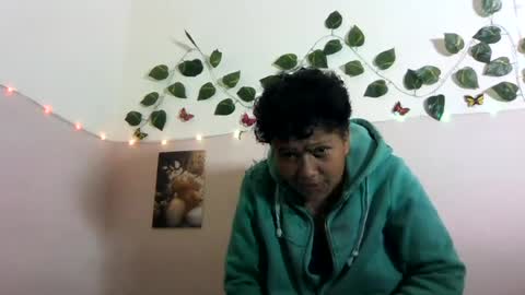 Vayannah online show from July 2, 6:47 pm