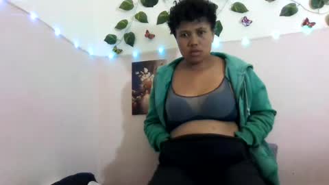 Vayannah online show from July 7, 8:46 pm