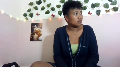 Vayannah online show from August 1, 8:24 am