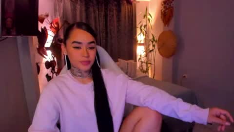 Vayolett Bass online show from July 20, 10:39 am