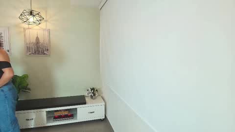 Victoria online show from September 27, 11:04 am