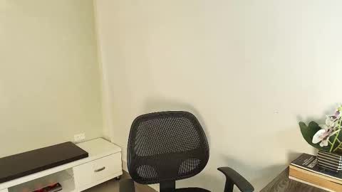 Victoria online show from October 11, 11:09 am