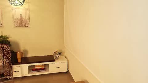 Victoria online show from October 14, 10:38 am