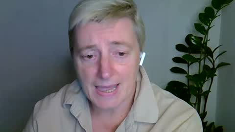 vea_motty online show from November 6, 7:26 pm