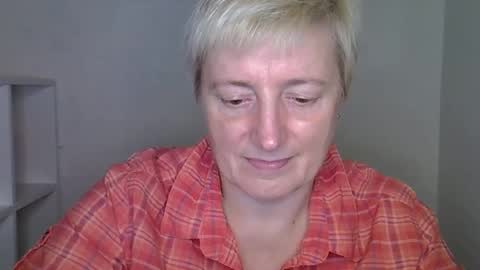 vea_motty online show from November 16, 1:28 pm