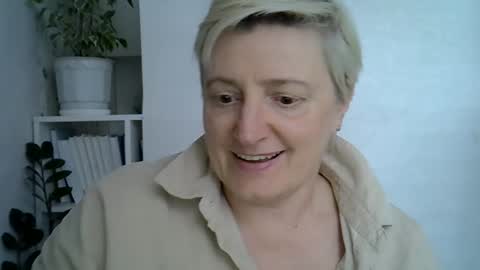 vea_motty online show from April 25, 3:09 pm