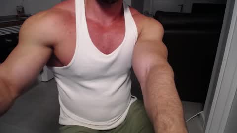 Snapshot of vecinito_ctb chatting on March 5, 2:23 pm Toni Martins online show from March 5, 2:23 pm