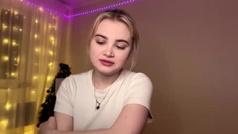 Monika online show from January 14, 1:06 pm