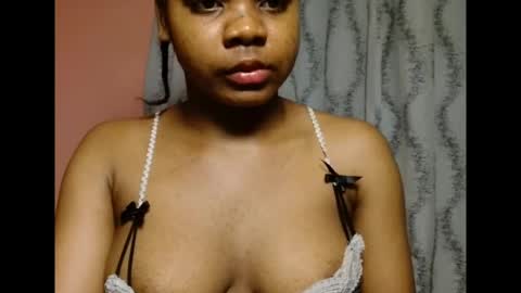 vee62 online show from May 3, 12:27 am