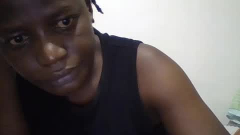 Snapshot of vee_tommy chatting on June 21, 1:41 am Vee tommy online show from June 21, 1:41 am