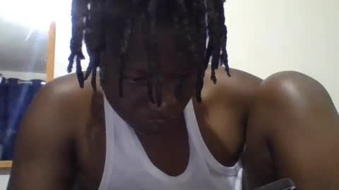 Snapshot of vee_tommy chatting on June 29, 12:17 am Vee tommy online show from June 29, 12:17 am