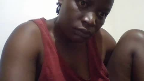 Snapshot of vee_tommy chatting on July 13, 3:53 am Vee tommy online show from July 13, 3:53 am