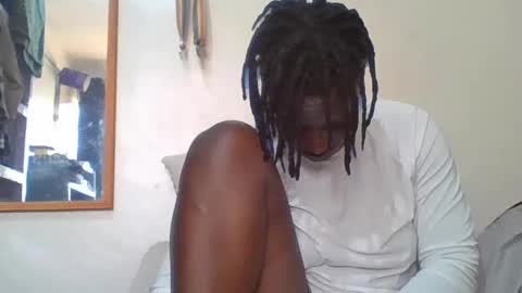 Snapshot of vee_tommy chatting on July 24, 10:13 am Vee tommy online show from July 24, 10:13 am