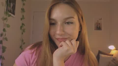 Snapshot of vegas_v chatting on September 25, 2:10 pm Maria online show from September 25, 2:10 pm