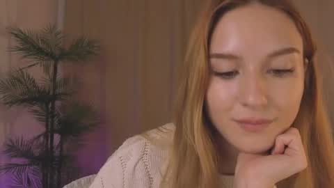 Snapshot of vegas_v chatting on October 7, 12:46 pm Maria online show from October 7, 12:46 pm