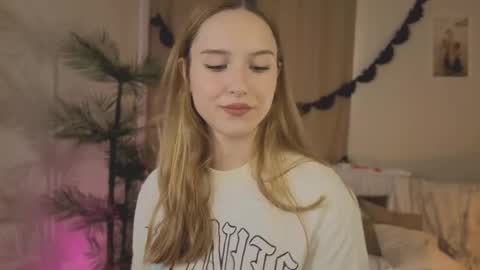 Snapshot of vegas_v chatting on October 21, 1:45 pm Maria online show from October 21, 1:45 pm