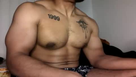 Vegas Love online show from November 8, 7:30 am