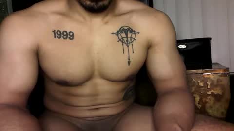 Snapshot of vegasluv702 chatting on May 7, 10:31 am Vegas Love online show from May 7, 10:31 am