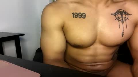 Snapshot of vegasluv702 chatting on May 30, 1:14 am Vegas Love online show from May 30, 1:14 am