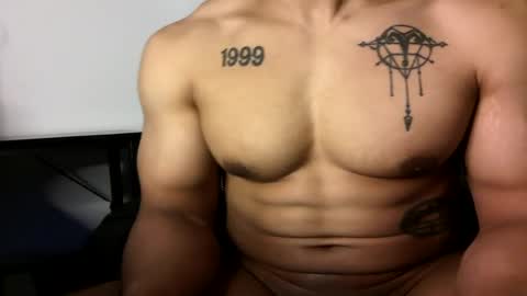 Snapshot of vegasluv702 chatting on June 18, 9:14 am Vegas Love online show from June 18, 9:14 am