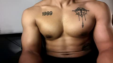 Snapshot of vegasluv702 chatting on June 30, 7:42 am Vegas Love online show from June 30, 7:42 am