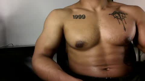 Snapshot of vegasluv702 chatting on July 28, 9:59 am Vegas Love online show from July 28, 9:59 am