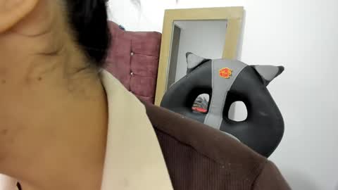 camila online show from December 17, 7:37 pm