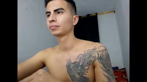 velk_hot1 online show from December 27, 4:04 am