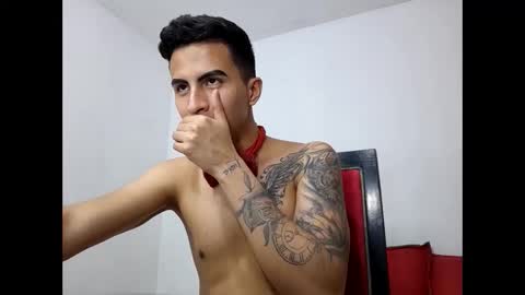 velk_hot1 online show from March 1, 12:17 am