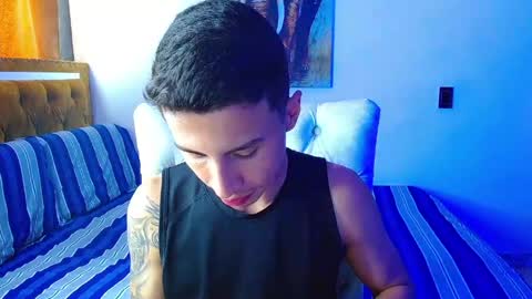 velk_hot1 online show from March 6, 1:18 pm